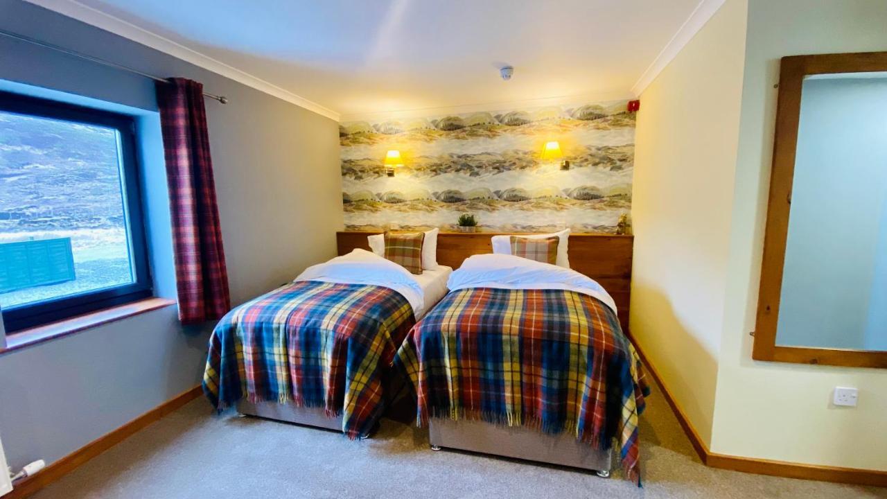Aultguish Inn Garve Exterior foto