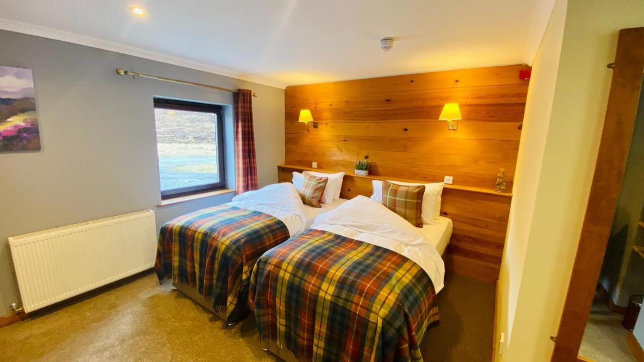 Aultguish Inn Garve Exterior foto